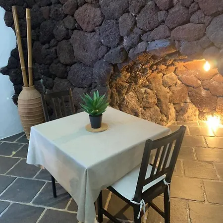 La Cueva De Gardel Icod De Los Vinos
